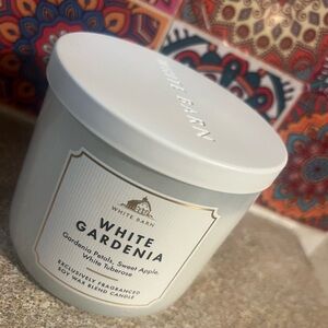 White Barn Gardenia Scented Candle mahogany teakwood, black cherry new candles!